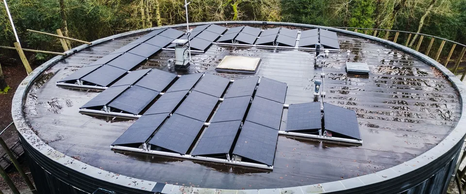 Panneau solaire flexible enroulable